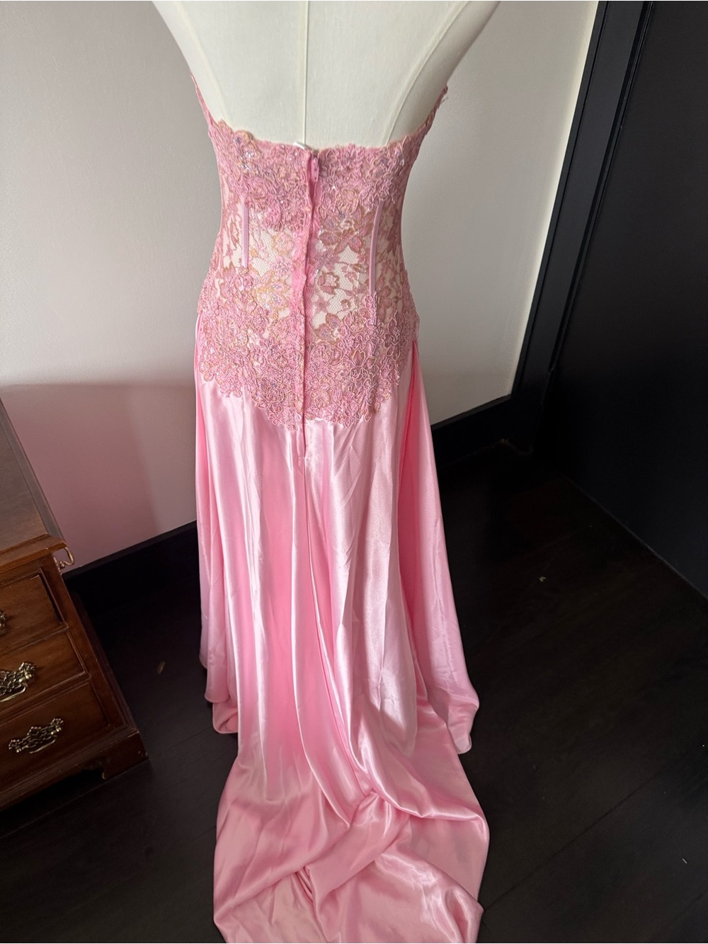 STUNNING PINK PRINCESS DRESS 💓💓 - Picture 3 of 15